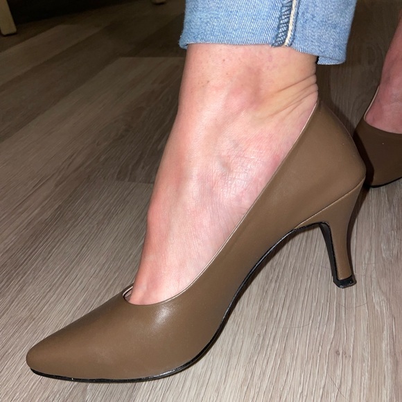 karalyn&co Shoes Agsu Heels Pinks And Greens Army Business Heels